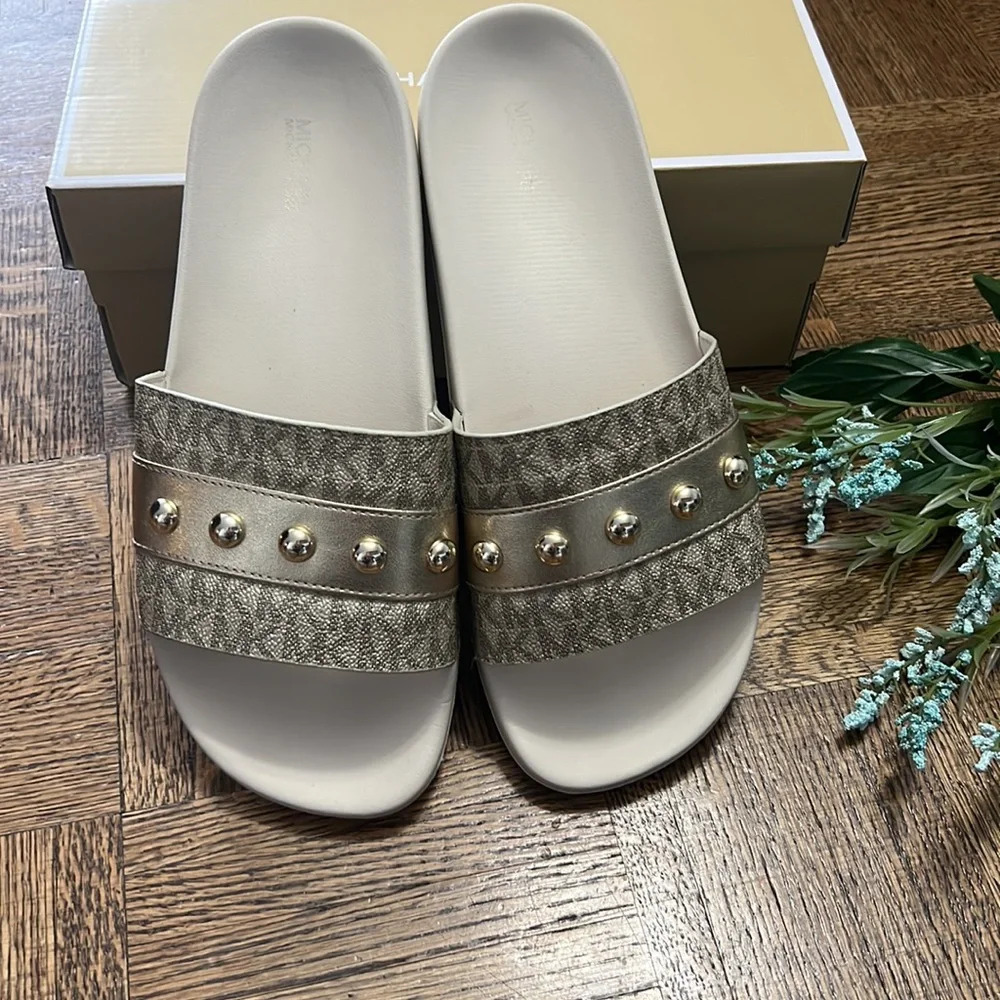 MICHAEL KORS Brandy Slide - Picture 2 of 8